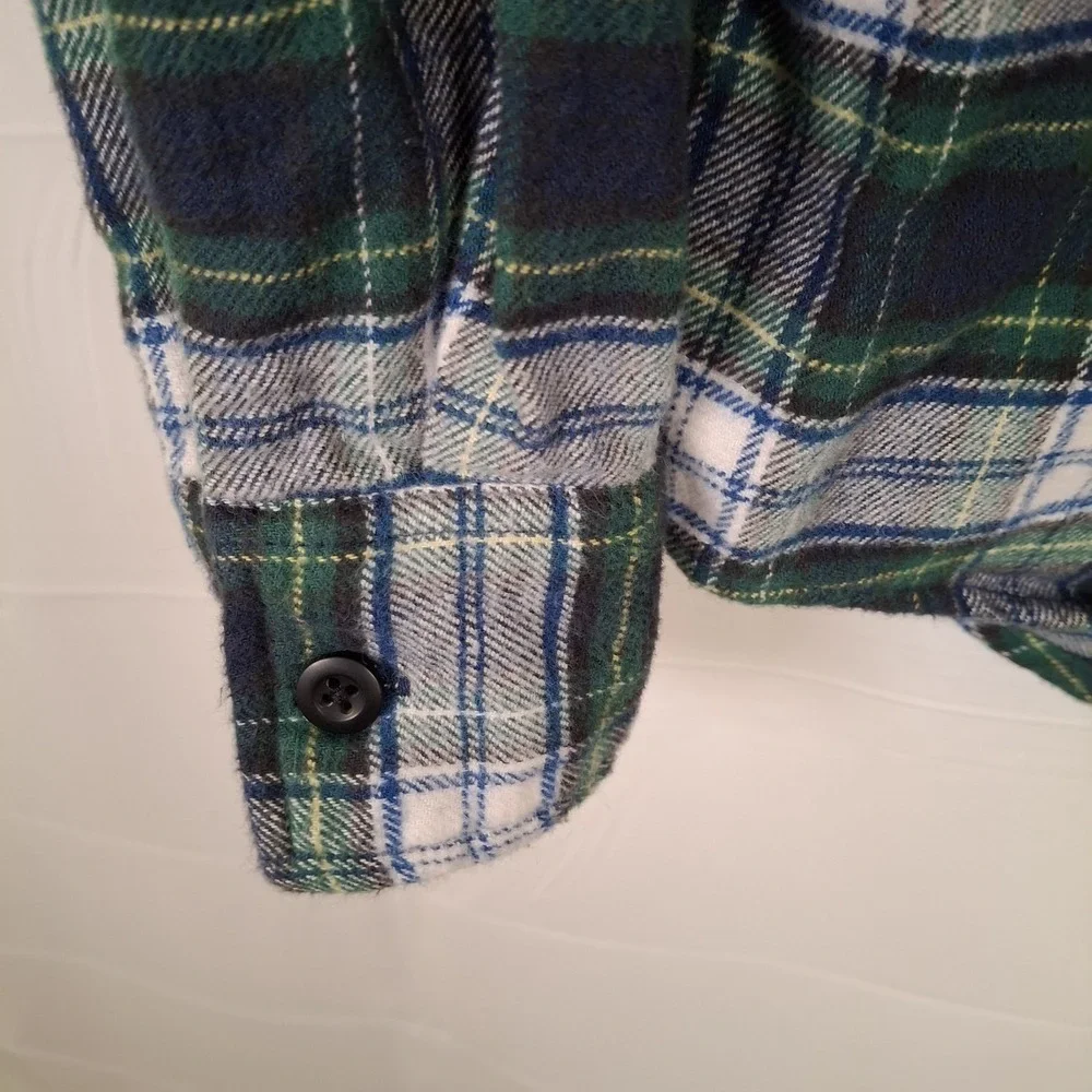 American Eagle Flannel Men's Medium Shirt Blue Green Plaid Tartan Outdoors‎ - Picture 9 of 13